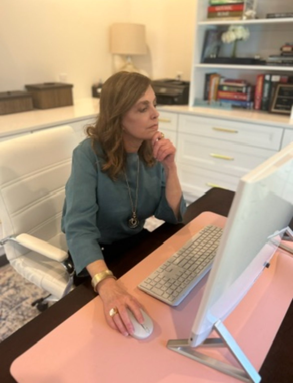 linen shirt in office - Copy